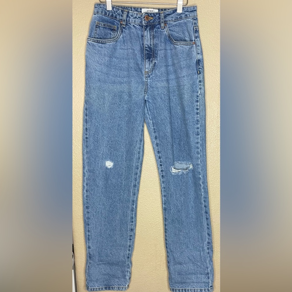 Ripped jeans